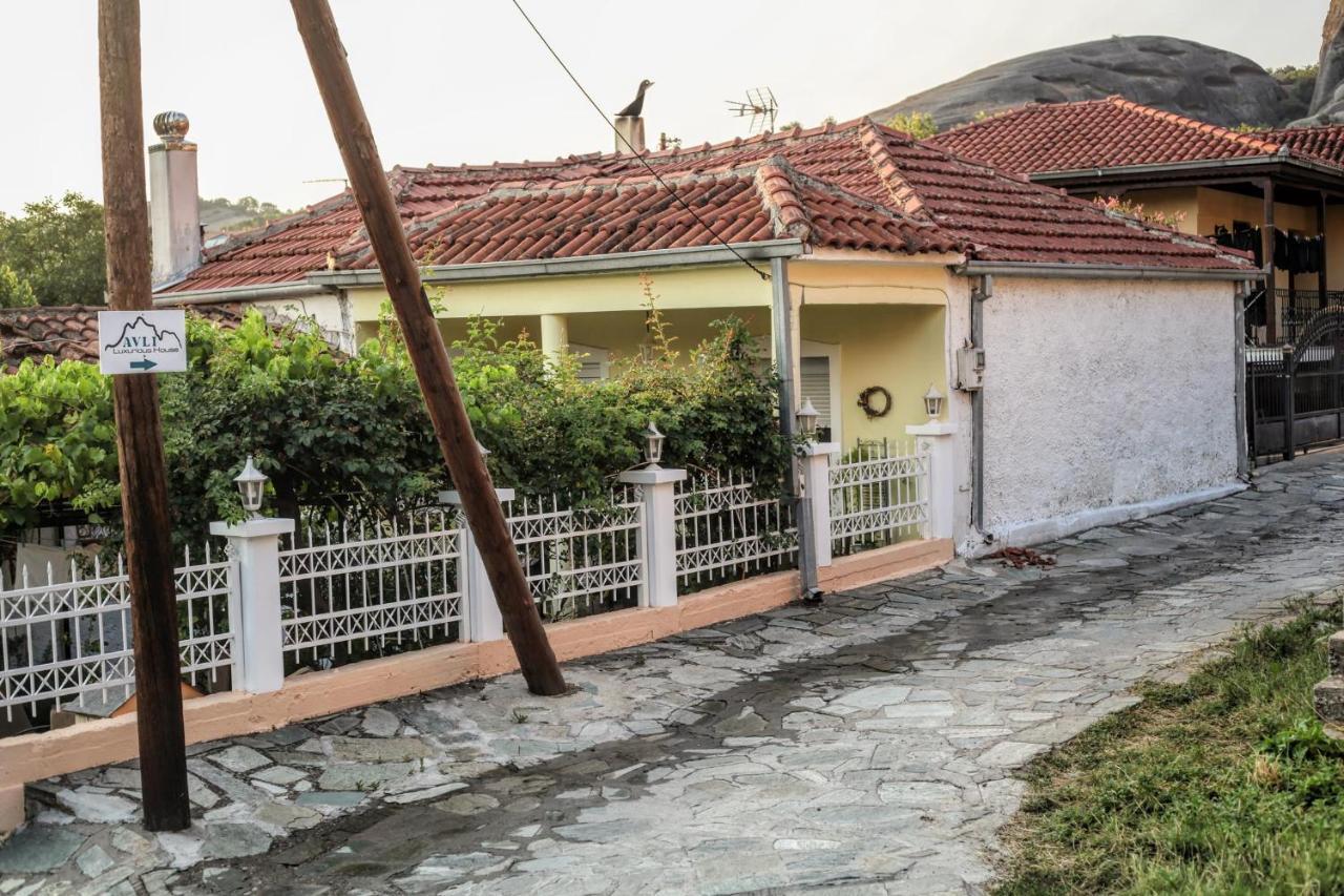 Avli Luxurious House Apartment Kalambaka Exterior foto