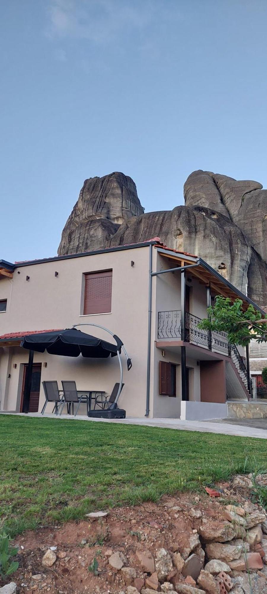 Avli Luxurious House Apartment Kalambaka Exterior foto